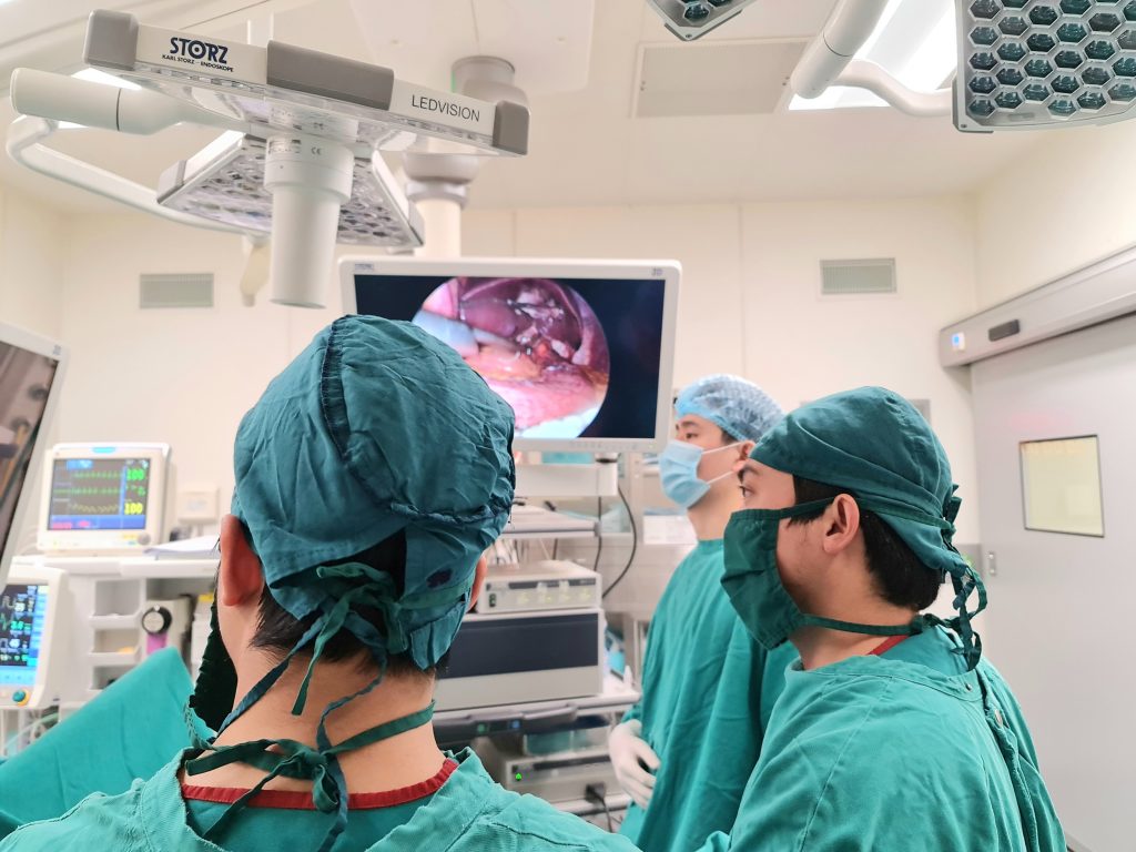 Ca phẫu thuật nội soi điều trị thoát vị hoành tại Trung tâm kỹ thuật cao và Tiêu hóa Hà nội
