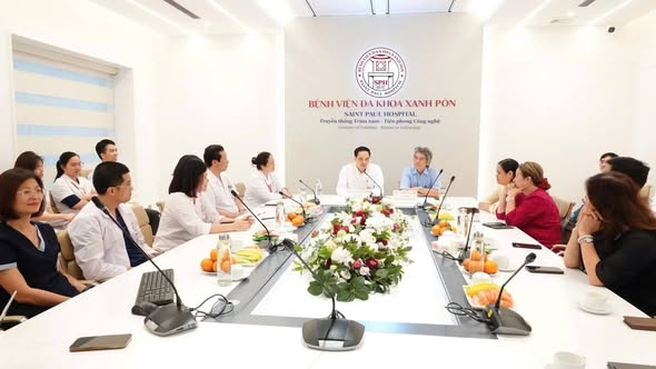 BV Đa khoa Xanh Pôn và Đại học Dược Hà Nội