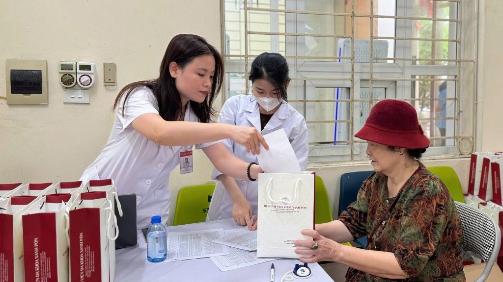 Khám bệnh miễn phí