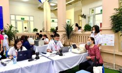 BỆNH VIỆN ĐA KHOA XANH PÔN THAM GIA KHÁM SỨC KHỎE MIỄN PHÍ CHO NGƯỜI CAO TUỔI TẠI PHƯỜNG VIỆT HƯNG