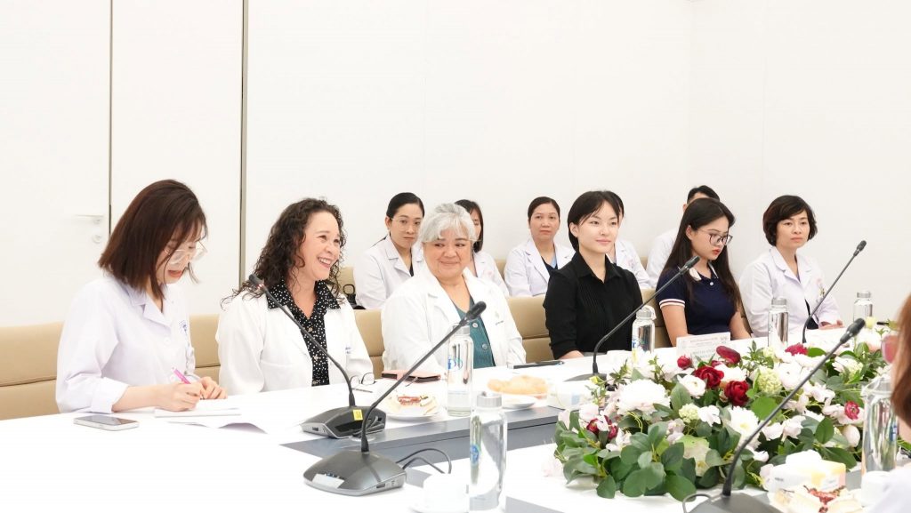 Bệnh Viện Đa Khoa Xanh Pôn Làm Việc Với Đoàn Chuyên Gia Rei-Inc (Hoa Kỳ), Nâng Cao Năng Lực Điều Dưỡng Lâm Sàng